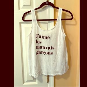 Loose white graphic tank with French writing